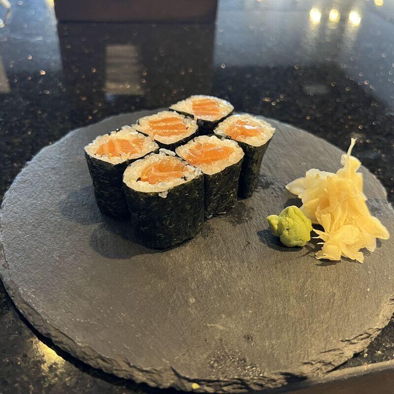 *Salmon Roll
