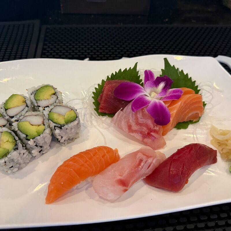 *Sushi Sashimi Lunch